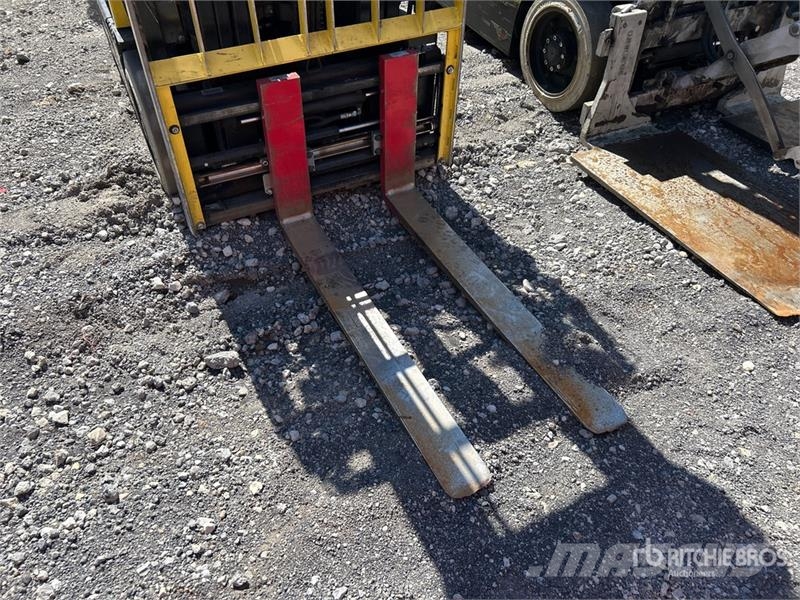 Yale E50XN-33 4550 lb Electric Forklift (Inoperable) Carrelli elevatori elettrici