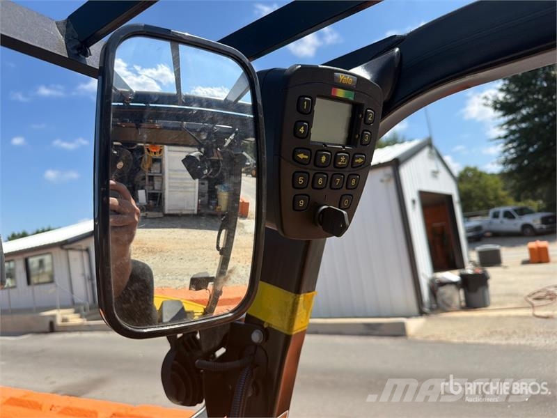 Yale ERC050VG 4400 lb Electric Forklift Električni viličari