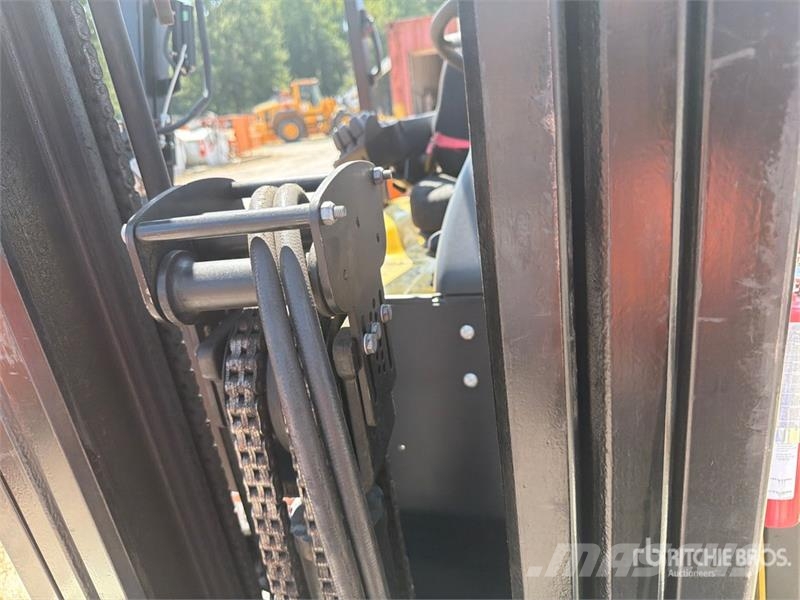 Yale ERC050VG 4400 lb Electric Forklift Električni viličari