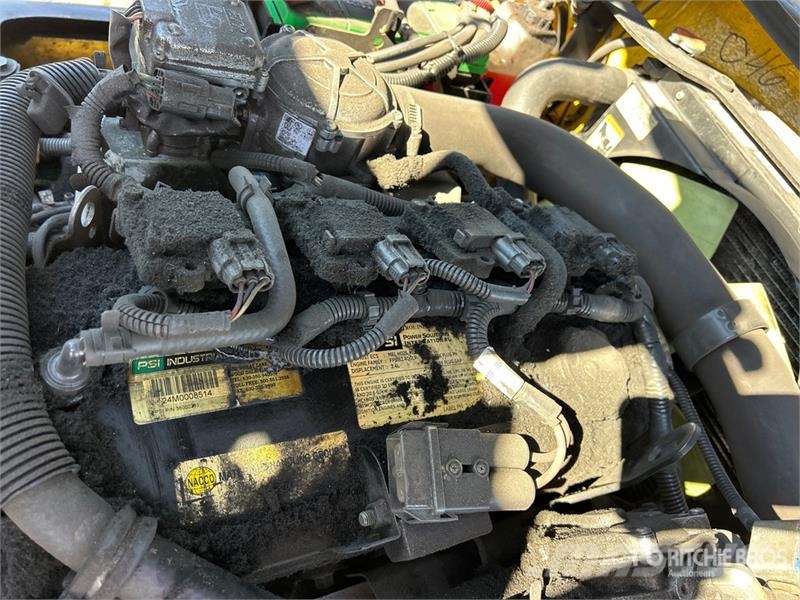 Yale GC040LX 4000 lb Forklift شاحنات ذات رافعات شوكية - أخرى