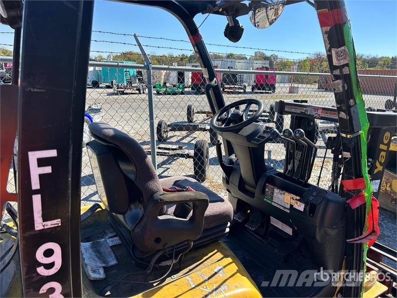 Yale GC040LX 4000 lb Forklift شاحنات ذات رافعات شوكية - أخرى