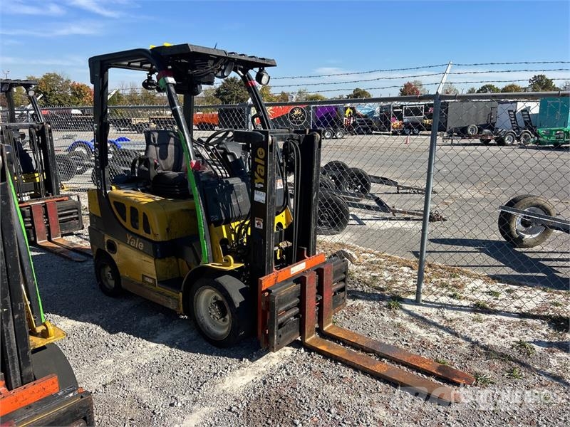 Yale GC040LX 4000 lb Forklift شاحنات ذات رافعات شوكية - أخرى
