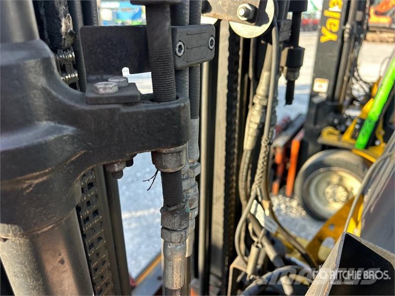 Yale GC040LX 4000 lb Forklift フォークリフト - その他