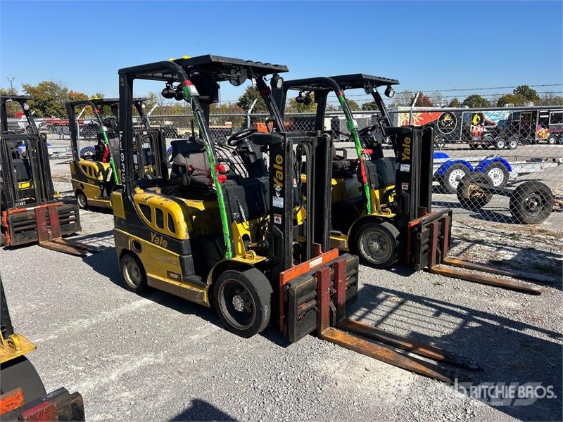 Yale GC040LX 4000 lb Forklift شاحنات ذات رافعات شوكية - أخرى