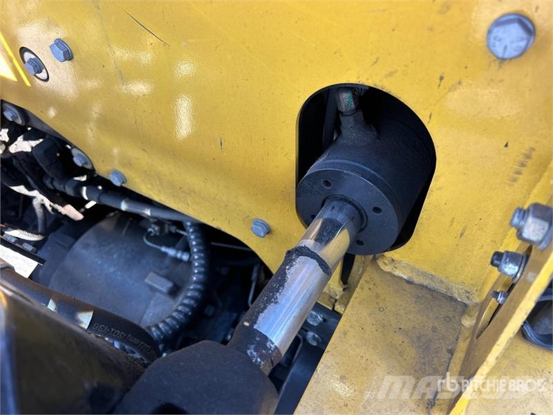 Yale GC040LX 4000 lb Forklift フォークリフト - その他