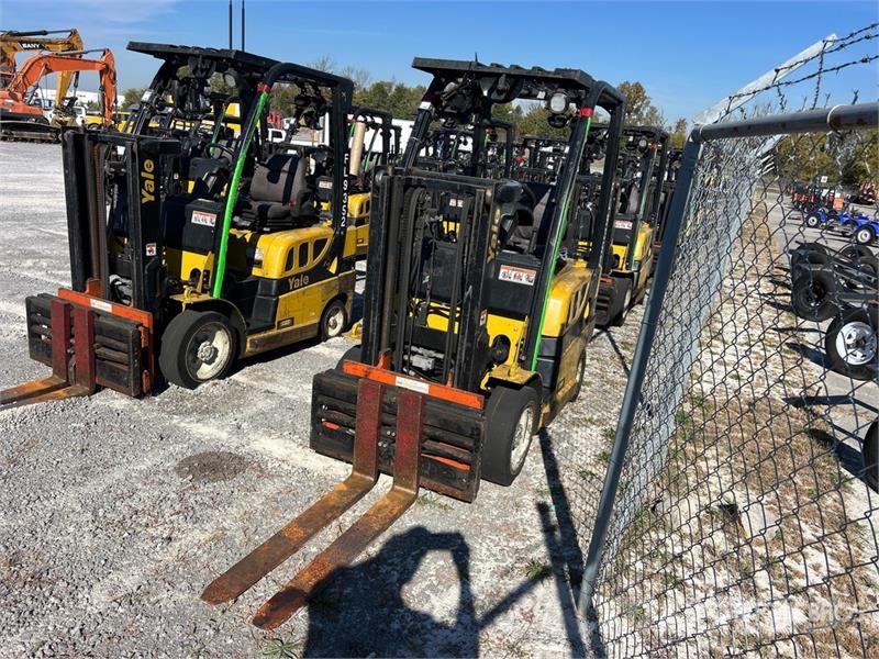 Yale GC040LX 4000 lb Forklift شاحنات ذات رافعات شوكية - أخرى