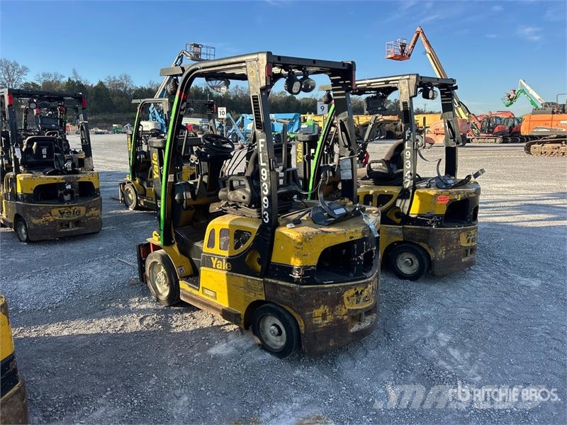 Yale GC040LX 4000 lb Forklift フォークリフト - その他