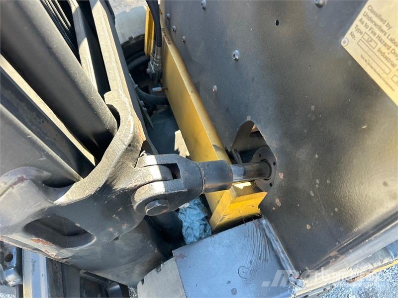 Yale GLC050RFNUAE082 5000 lb Cushion Tire Forklift شاحنات ذات رافعات شوكية - أخرى