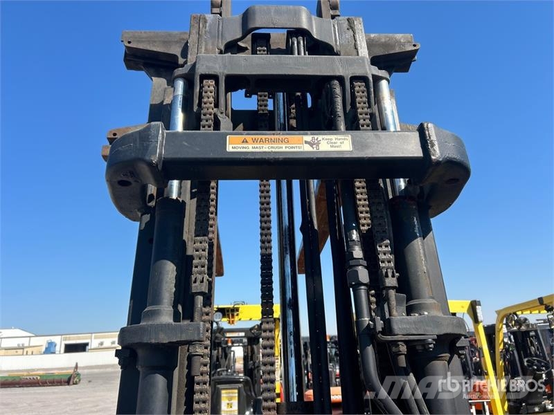 Yale GLC050RFNUAE082 5000 lb Cushion Tire Forklift شاحنات ذات رافعات شوكية - أخرى