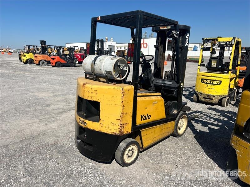 Yale GLC050RFNUAE082 5000 lb Cushion Tire Forklift شاحنات ذات رافعات شوكية - أخرى