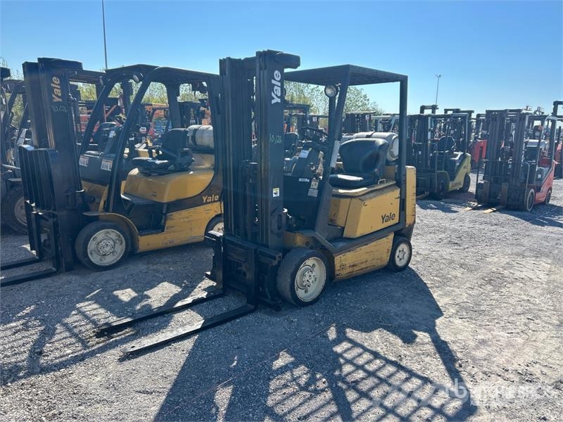 Yale GLC050RFNUAE082 5000 lb Cushion Tire Forklift شاحنات ذات رافعات شوكية - أخرى
