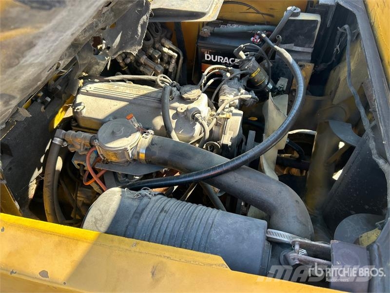 Yale GLC050RFNUAE082 5000 lb Cushion Tire Forklift شاحنات ذات رافعات شوكية - أخرى