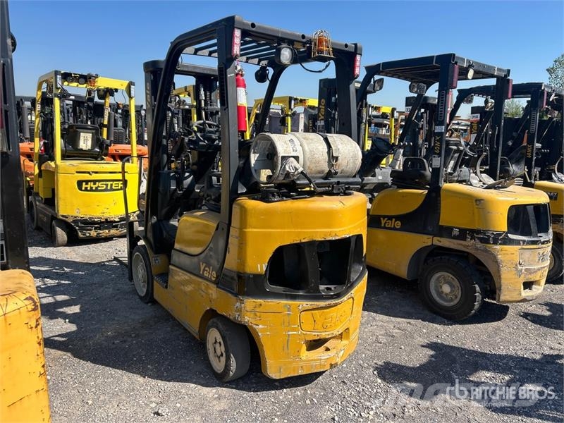 Yale GLC050VXNSUSE083 4800 lb Cushion Tire Forklift Інше