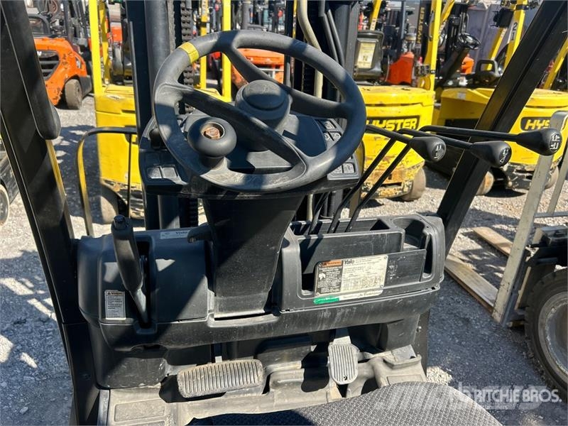 Yale GLC050VXNSUSE083 4800 lb Cushion Tire Forklift Інше