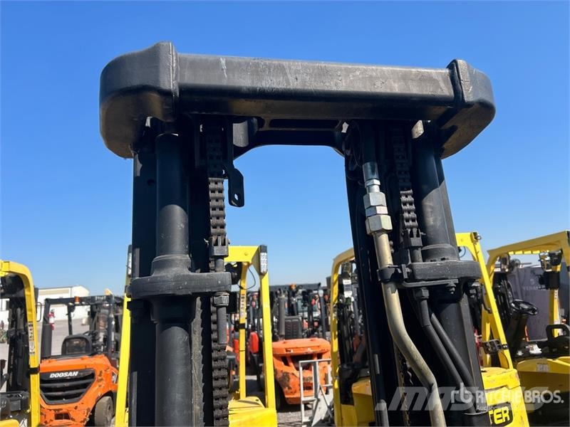 Yale GLC050VXNSUSE083 4800 lb Cushion Tire Forklift Інше