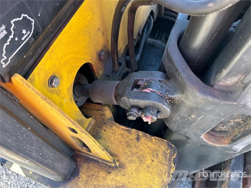 Yale GLC050VXNVSE085 4800 lb Cushion Tire Forklift Viličari - ostalo