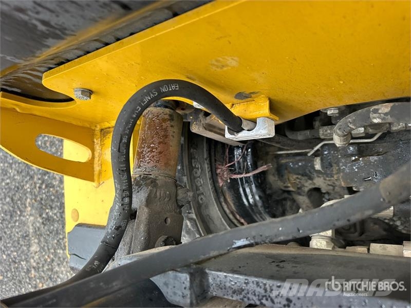 Yale GLP050VXNVSE086 4800 lb Pneumatic Tire Forklift 그 외 지게차