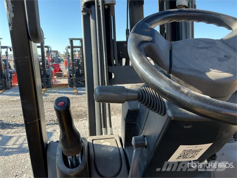 Yale GP060MX 5700 lb Cushion Tire Forklift Viličari - ostalo
