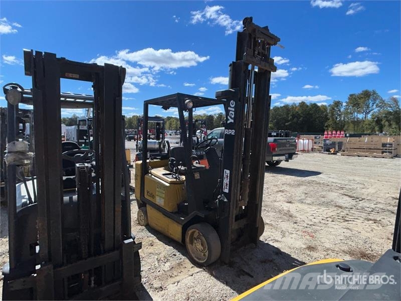 Yale LP 4650 lb Cushion Tire Forklift Iné