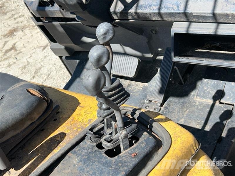 Yale LP 4650 lb Cushion Tire Forklift Iné