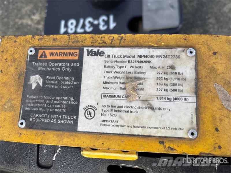 Yale MPB040-EN24T2736 Montacargas manual para paletas