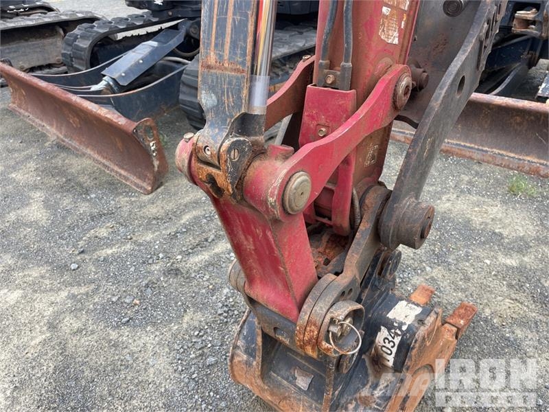 Yanmar ViO35-6A Mini kotrók < 7t