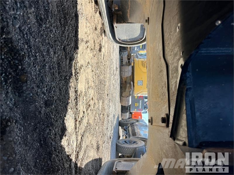 Yanmar ViO80-1A Tracked Excavator Bageri gusjeničari