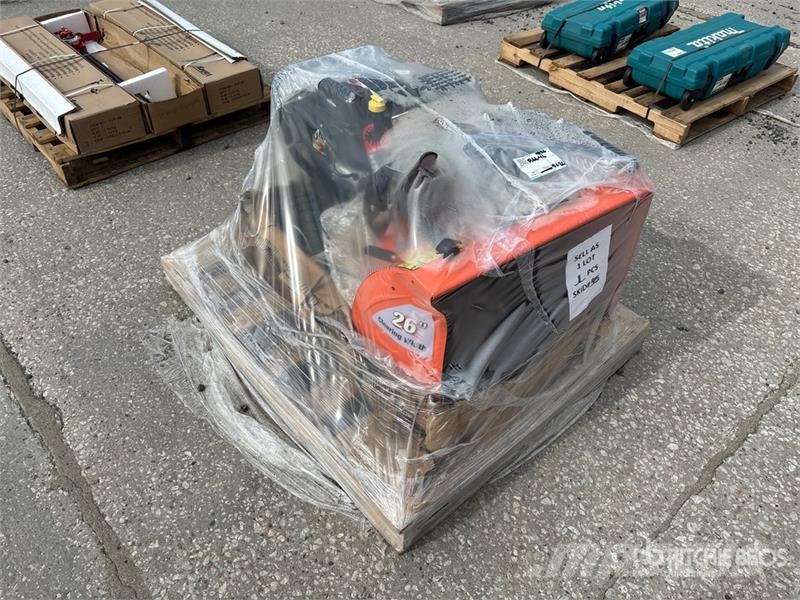  Yardforce 24 in Snow Blower (Unused) Lançadores de neve
