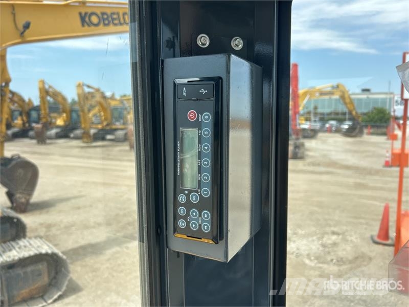 ZT 35G Mini Excavator (Unused) Mini kotrók < 7t
