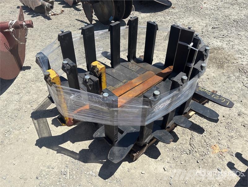 1 set of 42" forks 8 sets of 48" forks Fork Attach Vilice