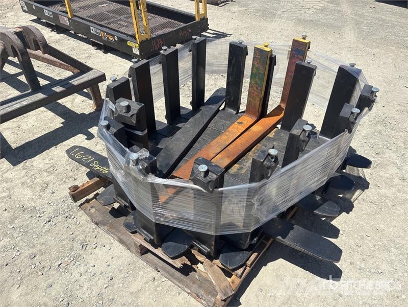 1 set of 42" forks 8 sets of 48" forks Fork Attach Vilice