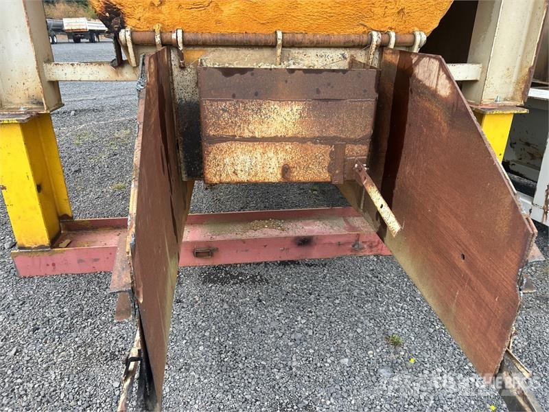  10 ft x 16 ft Aggregate Feeder 其他