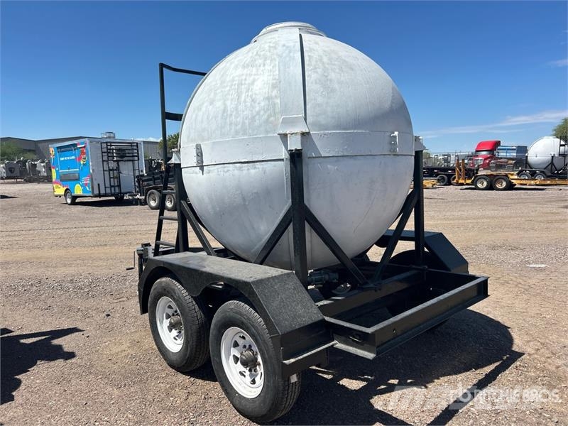 1000 gal T/A Tanker Trailer 罐體拖車