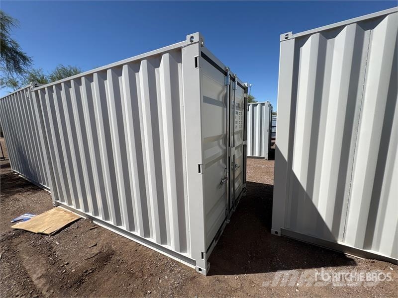11' x 6'8" Storage Container Lagerbehälter