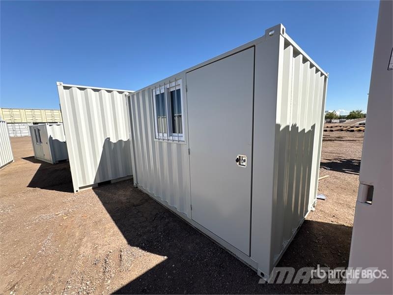 11' x 6'8" Storage Container Lagerbehälter