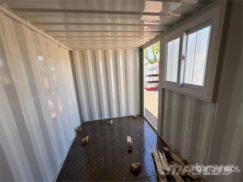 11' x 6'8" Storage Container (Unused) Lagerbehälter