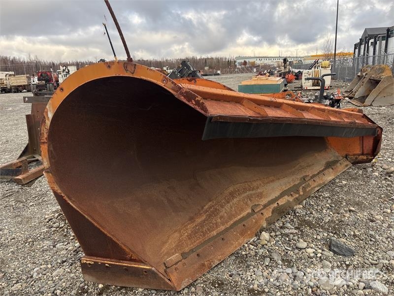 12 ft 6 in Reversing Snow Plow Snežne daske i plugovi