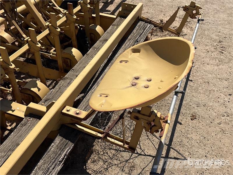12 ft Bed shaper Сільгосптехніка - Інші