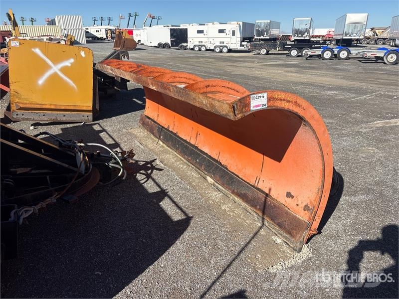  12 ft Hydraulic Reversing Snow Plow 刮雪板和犁