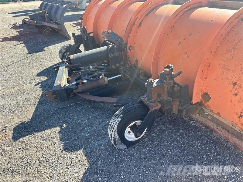  12 ft Hydraulic Reversing Snow Plow 刮雪板和犁