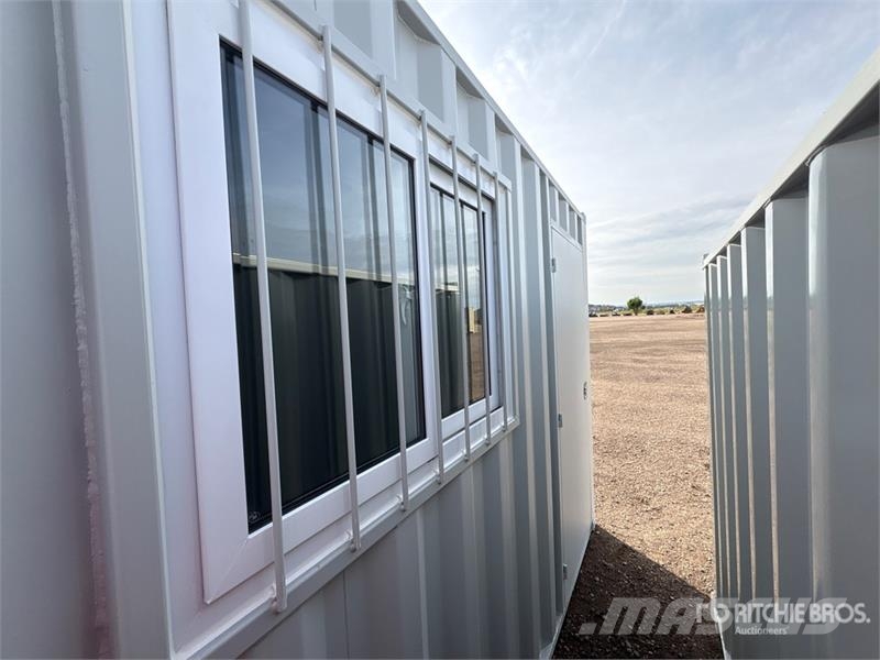 12 ft Multi-Door Open-Sided Storage Container Contenedores de almacenamiento