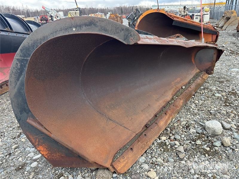 12 ft Reversing Snow Plow Snežne daske i plugovi