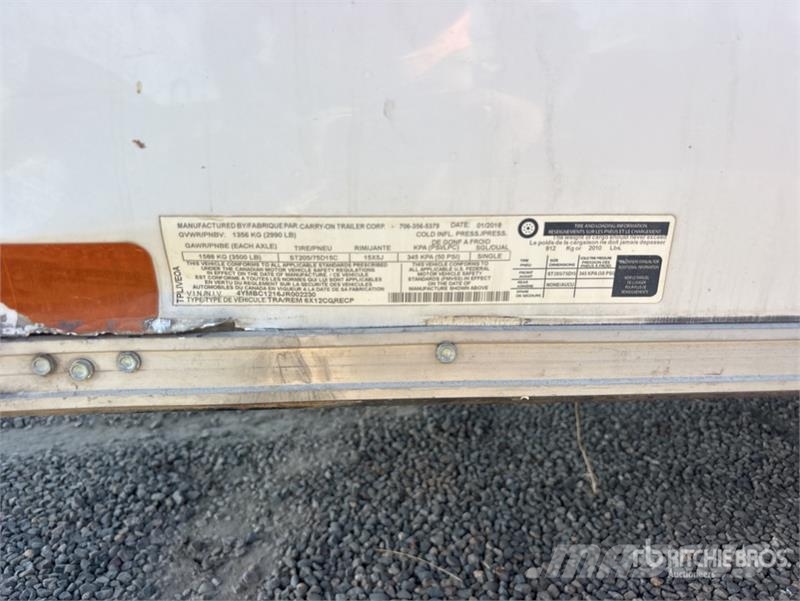 12 ft S/A Enclosed Trailer Furgons
