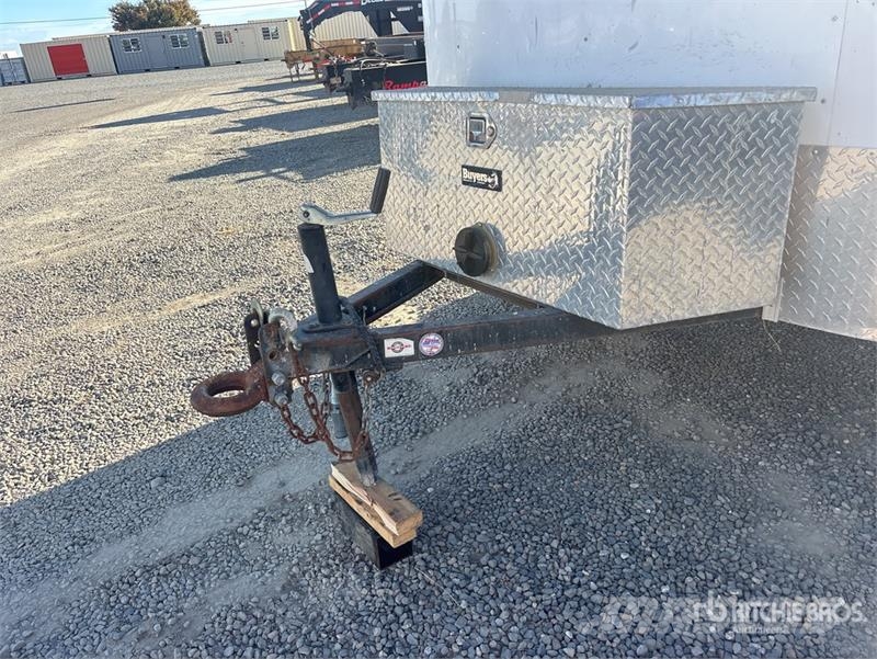 12 ft S/A Enclosed Trailer Furgons