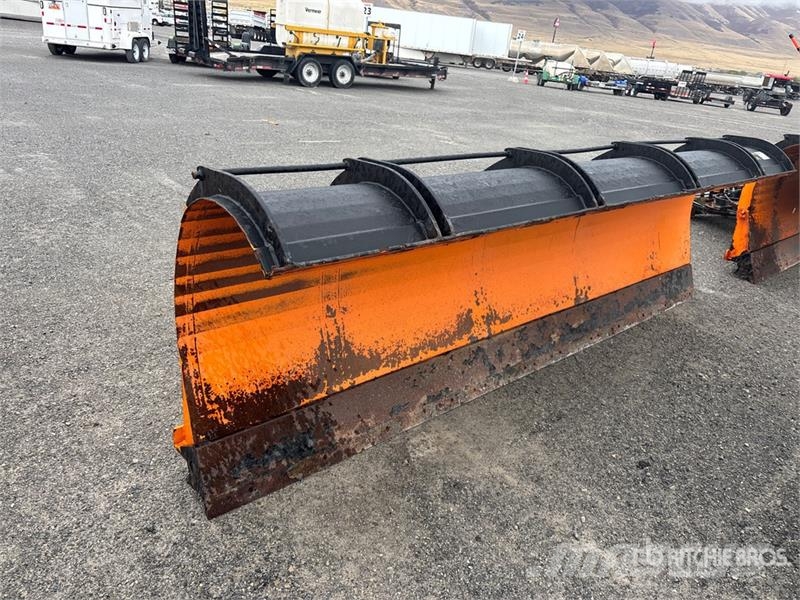 12 ft Snow Plow Snøploger- og skjær