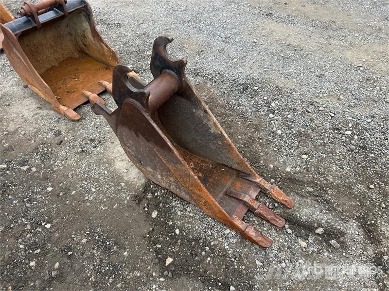 12 in Digging Bucket Ковши