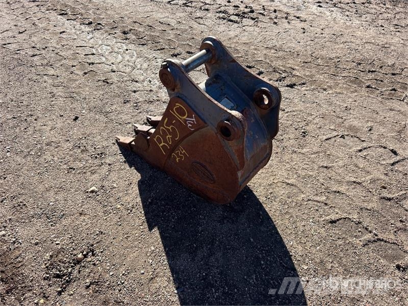 12 in Digging Excavator Bucket - Fits Case CX60 Skovle