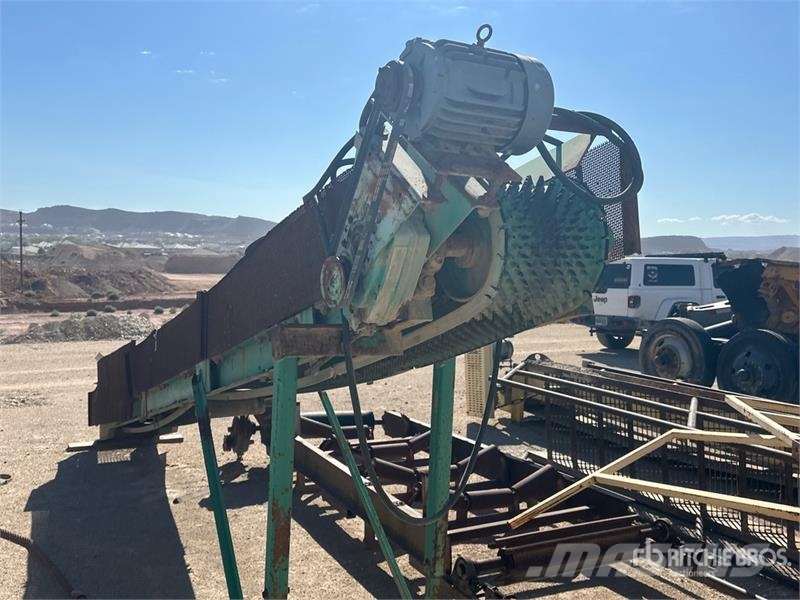  12 in x 20 ft Stationary Transfer Conveyor Belt 建設機械 -　その他