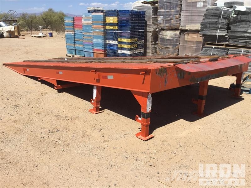 12000 lb 25 ft x 10 ft lb. Capacity Loading Ramp Ostale poljoprivredne mašine