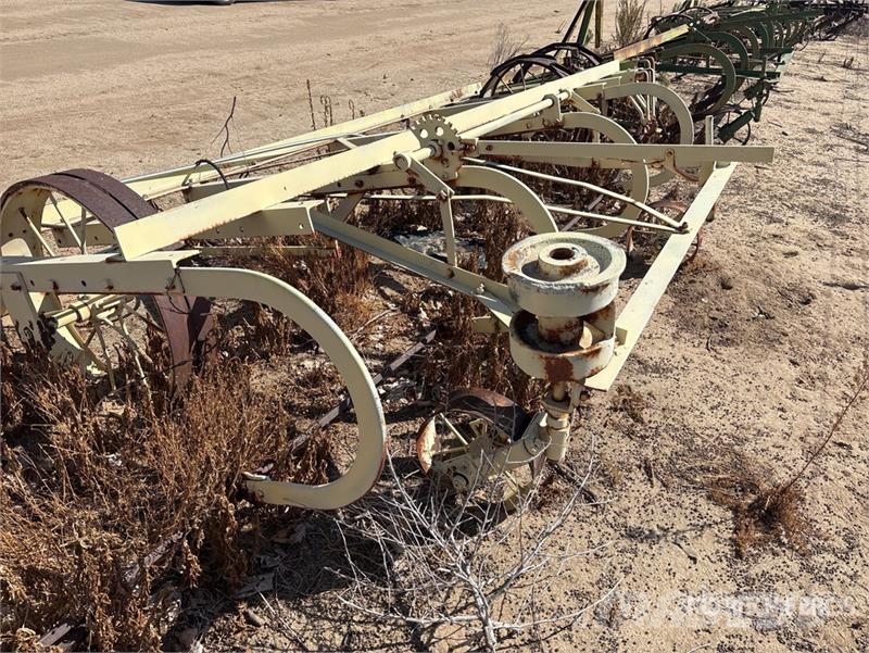 13 ft Pull Behind Landscaping Rake Muud põllumajandusmasinad